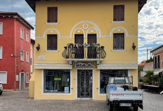 Lampo Real Estate